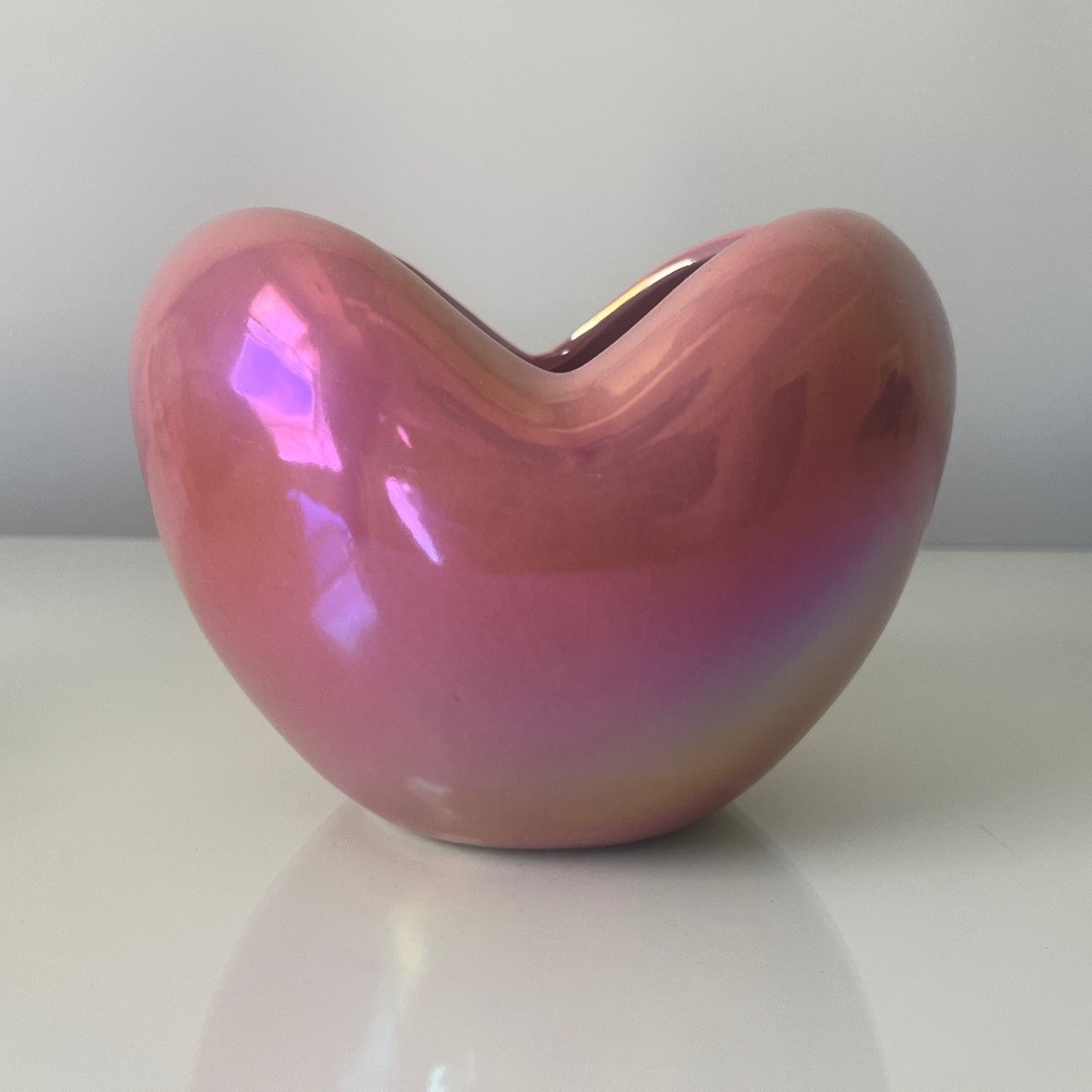Pink Iridescent Heart Shaped Vase & Make Up Brush Holder